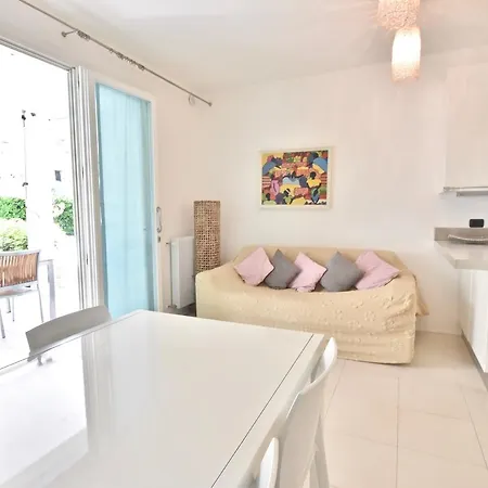 Apartment Liro